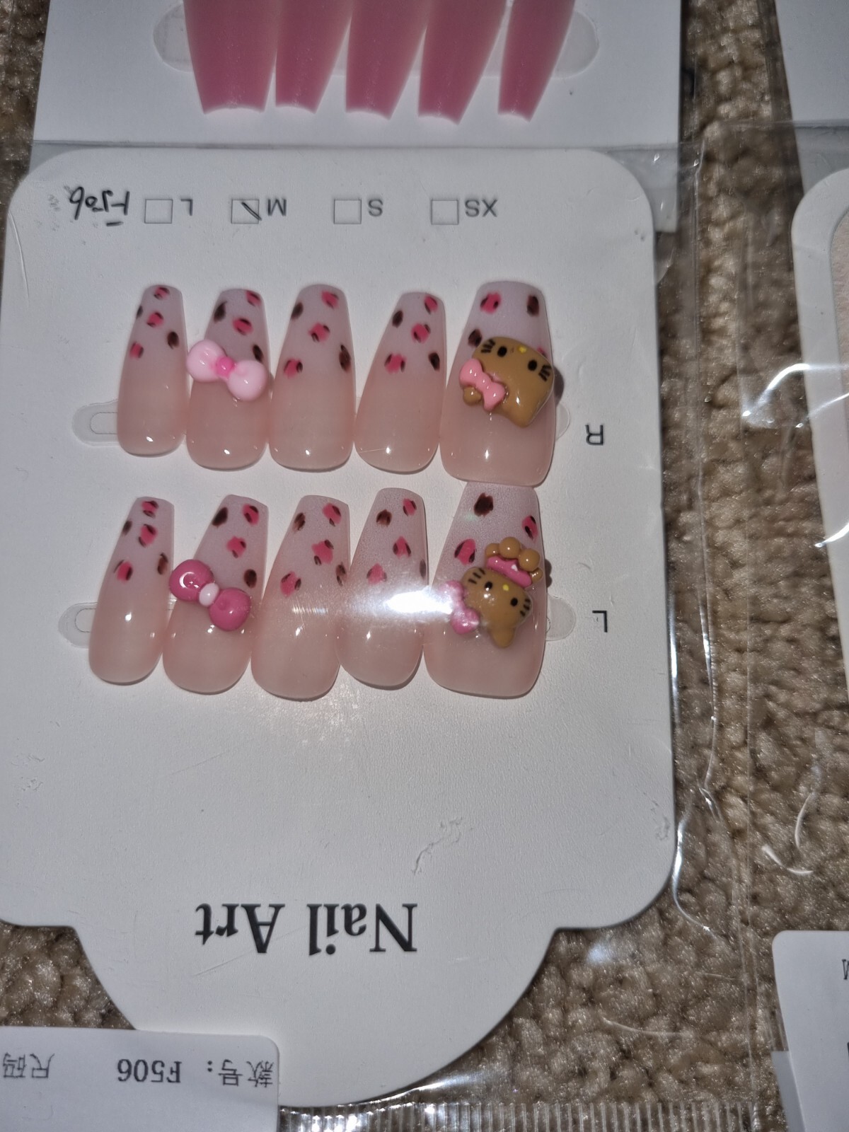 Bundle Of 22 Medium Size Press-on Nail Art Kit Hello Kitty Lotso Kuromi