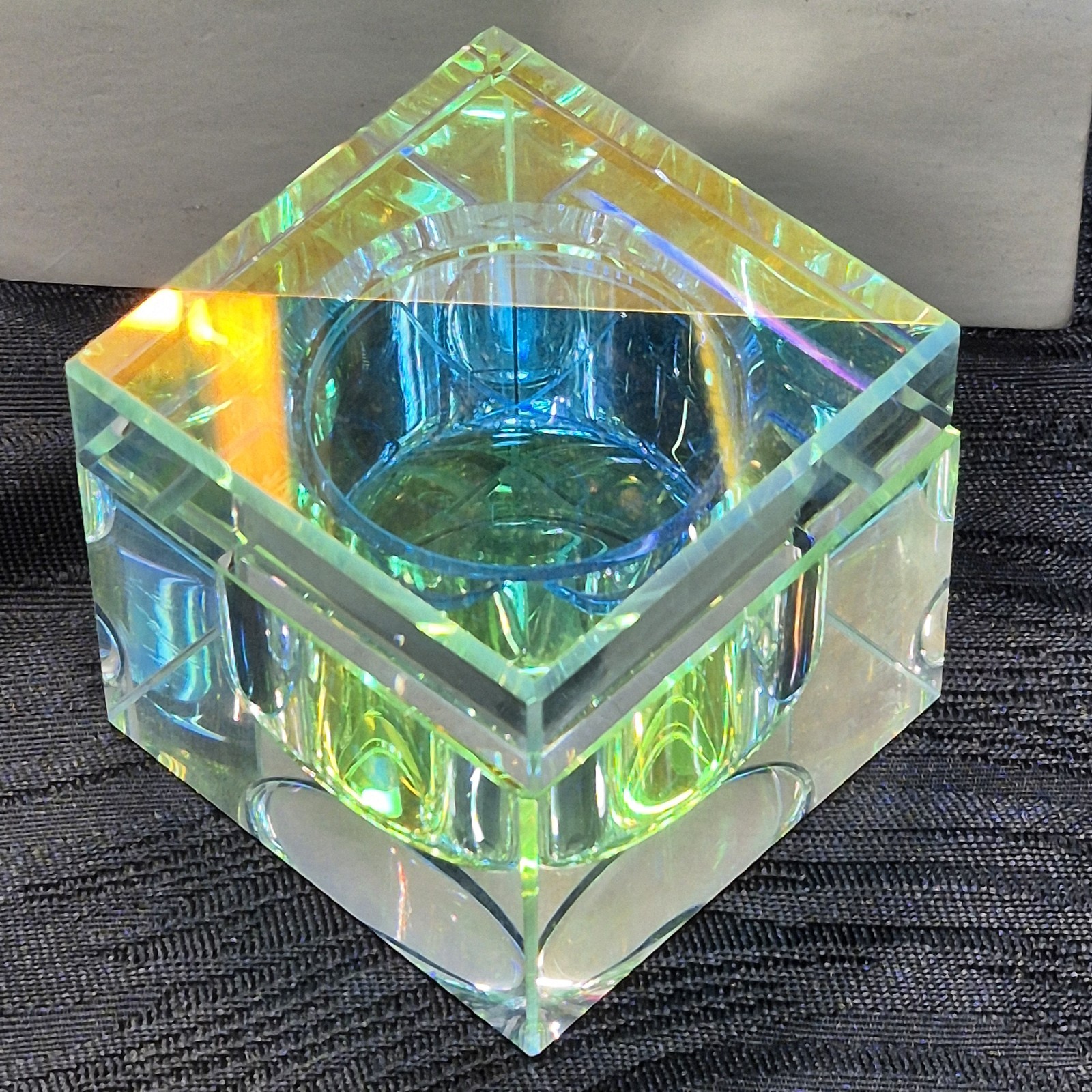 Iridescent Glass Dappen Dish W/Lid For Nail Technicians Acrylics Gels Liquids