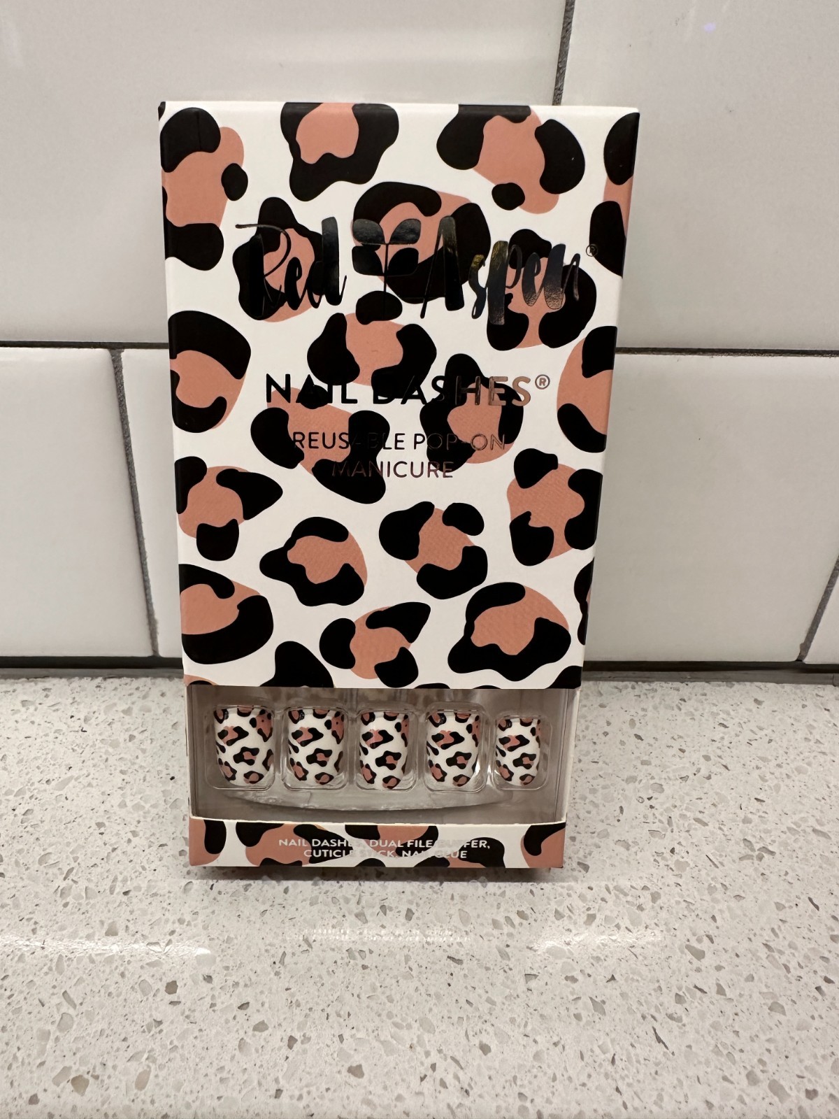 Red Aspen Press On Nails – Choose Your Dash – Buy more and save!