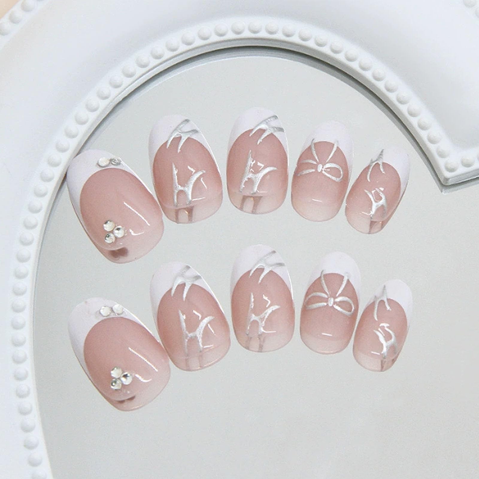 24Pcs White French Tip Press on Nails Almond Short Fake Nails with 3D Silver …