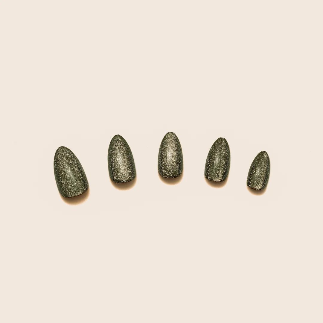 Nail Reformation Confidence at Your Fingertips 32 Piece Press On Nails Glitter