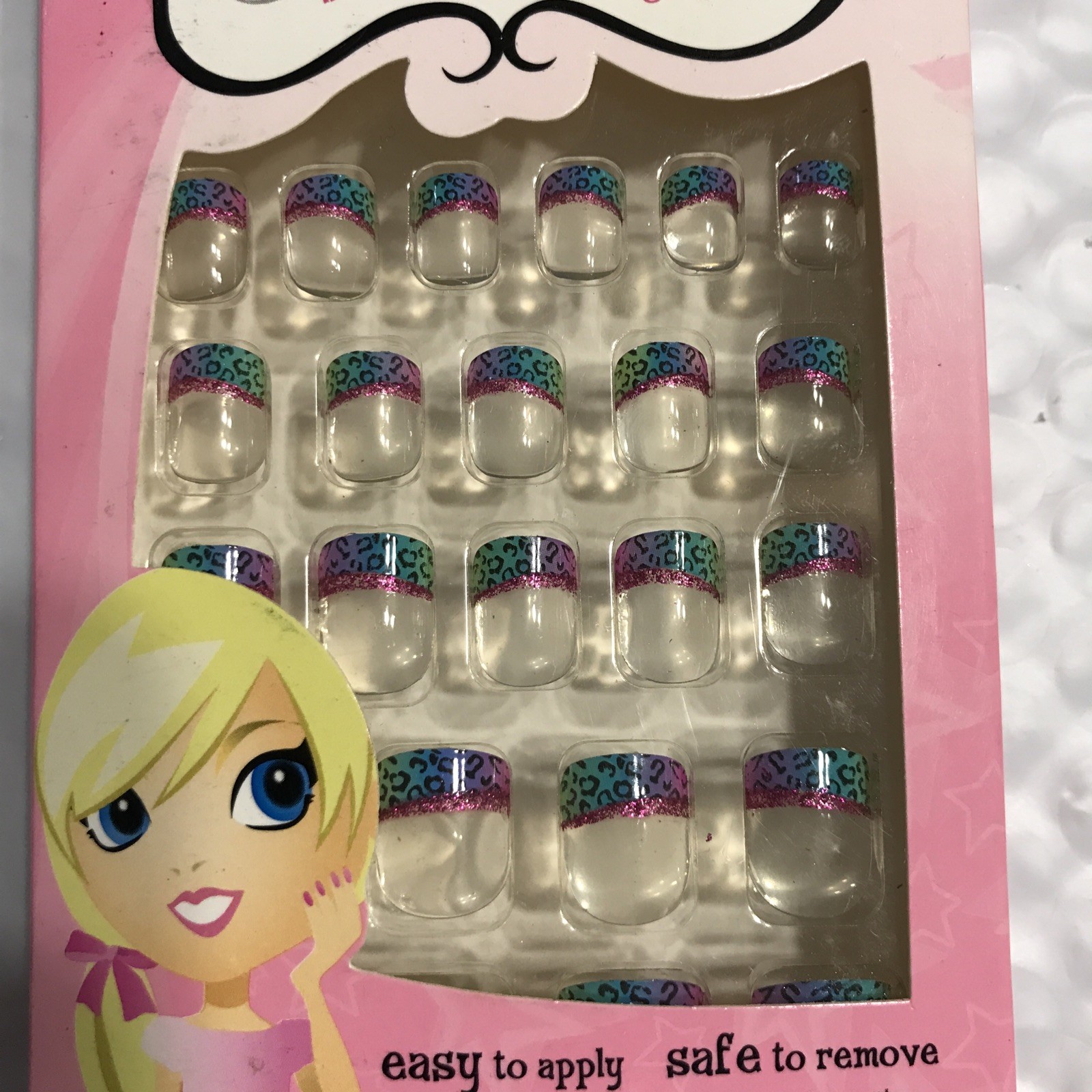 FING’RS Girlie Nails 31006 / 24 Stick-On Nails NIB unsealed