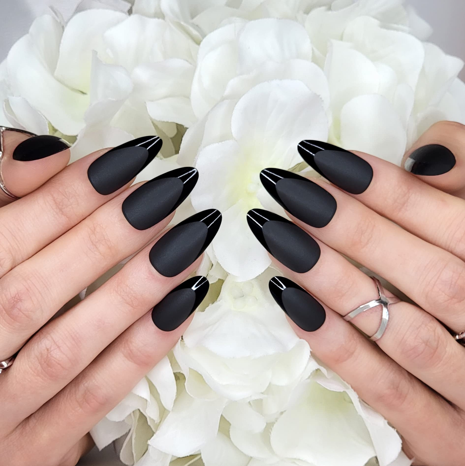 Caviar Almond Press-On Nails 24-Piece Black Matte with Glossy French Tip Glue
