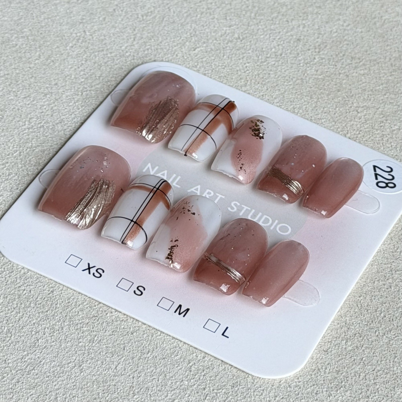 Unique Handmade Press-On Nails Size M | One of a Kind Set, Reusable 228