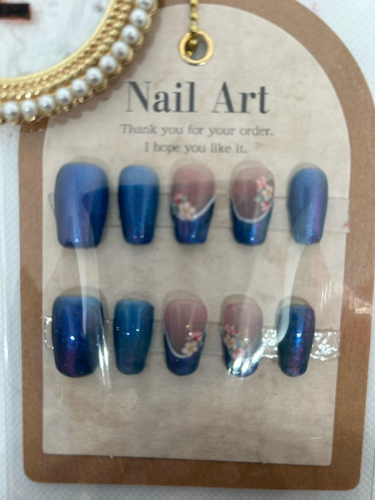 Z NAILZ! Handmade M Coffin Blue Cat Eye With 2 Feature Nails Press On Nails.
