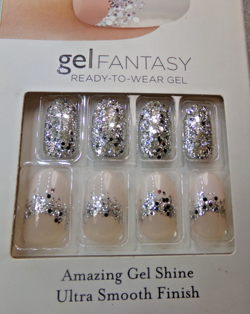 Kiss gel Fantasy Nude and White with Silver Glitter Glue On Nail Medium Oval