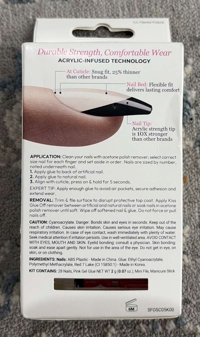 Kiss Salon Acrylic French Revolutionary Nails SF001 Short Manicure 4 Pack