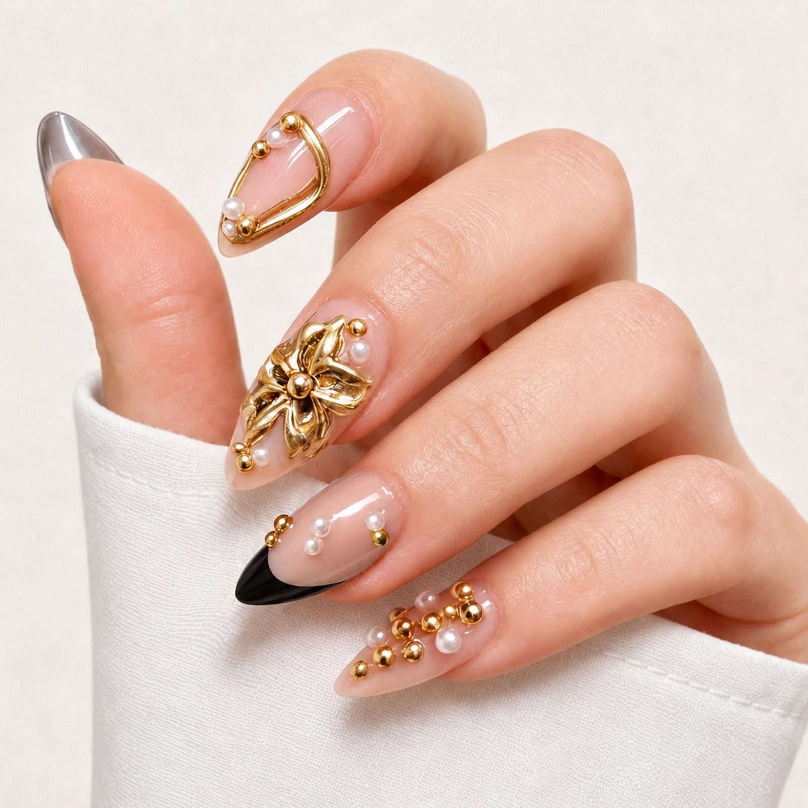XIXISUNN Medium Almond Press on Nails, Black French Tip with Gold & Pearl