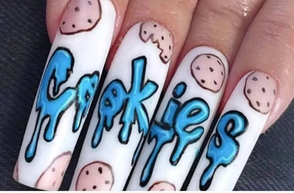 24 Pcs Press-On Nail Long Coffin Glossy – Pink & Blue COOKIES – Chocolate Chips