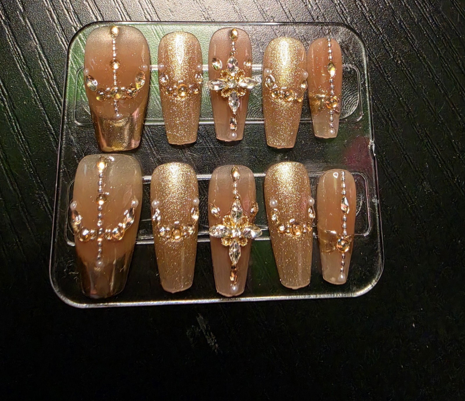Handmade Press-On Nails: Size Medium