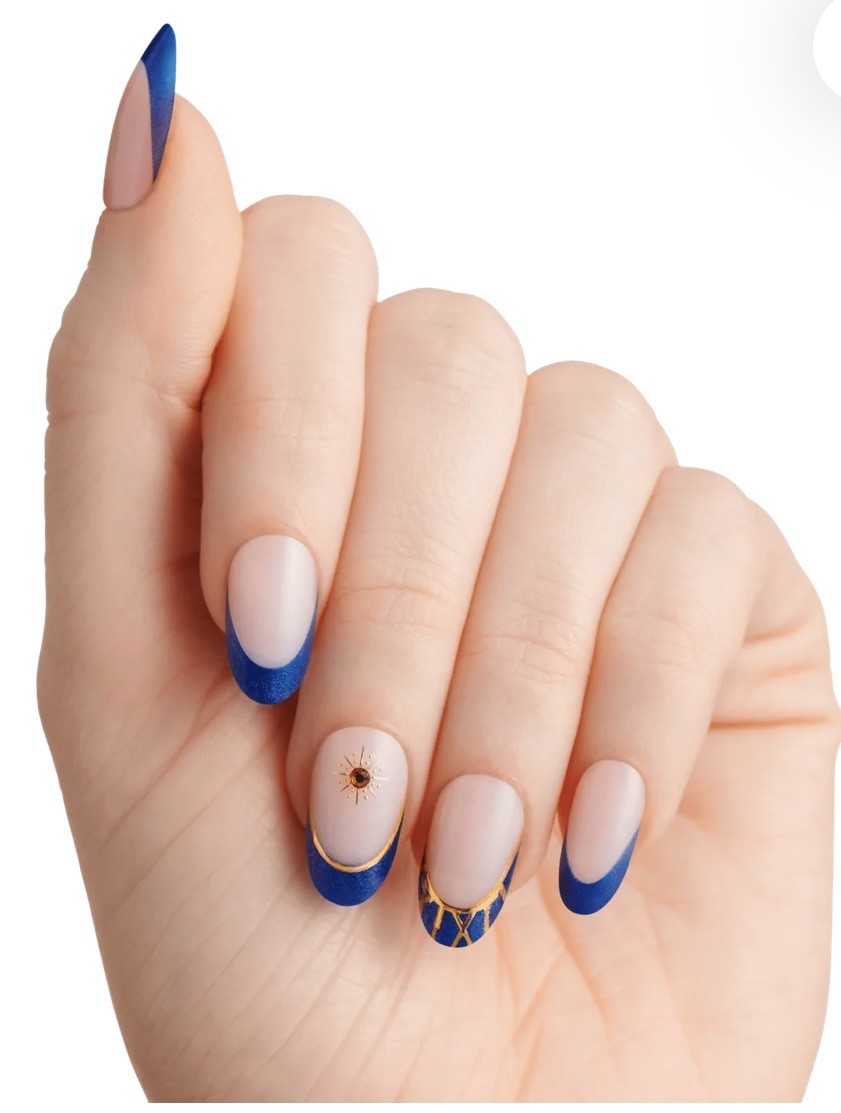 Kiss imPress x Wicked Limited Edition GLOW IN THE DARK Press On Nails. 3 pack.