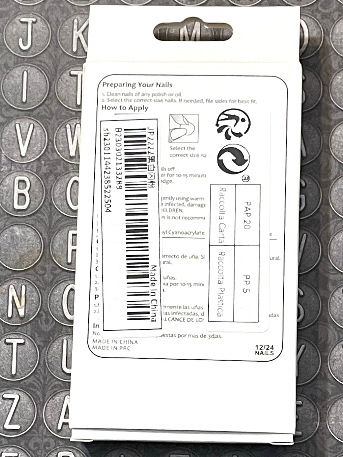 For Wonderful Nail Collection WHITE & BLACK with SILVER ACCENTS Press On Mani