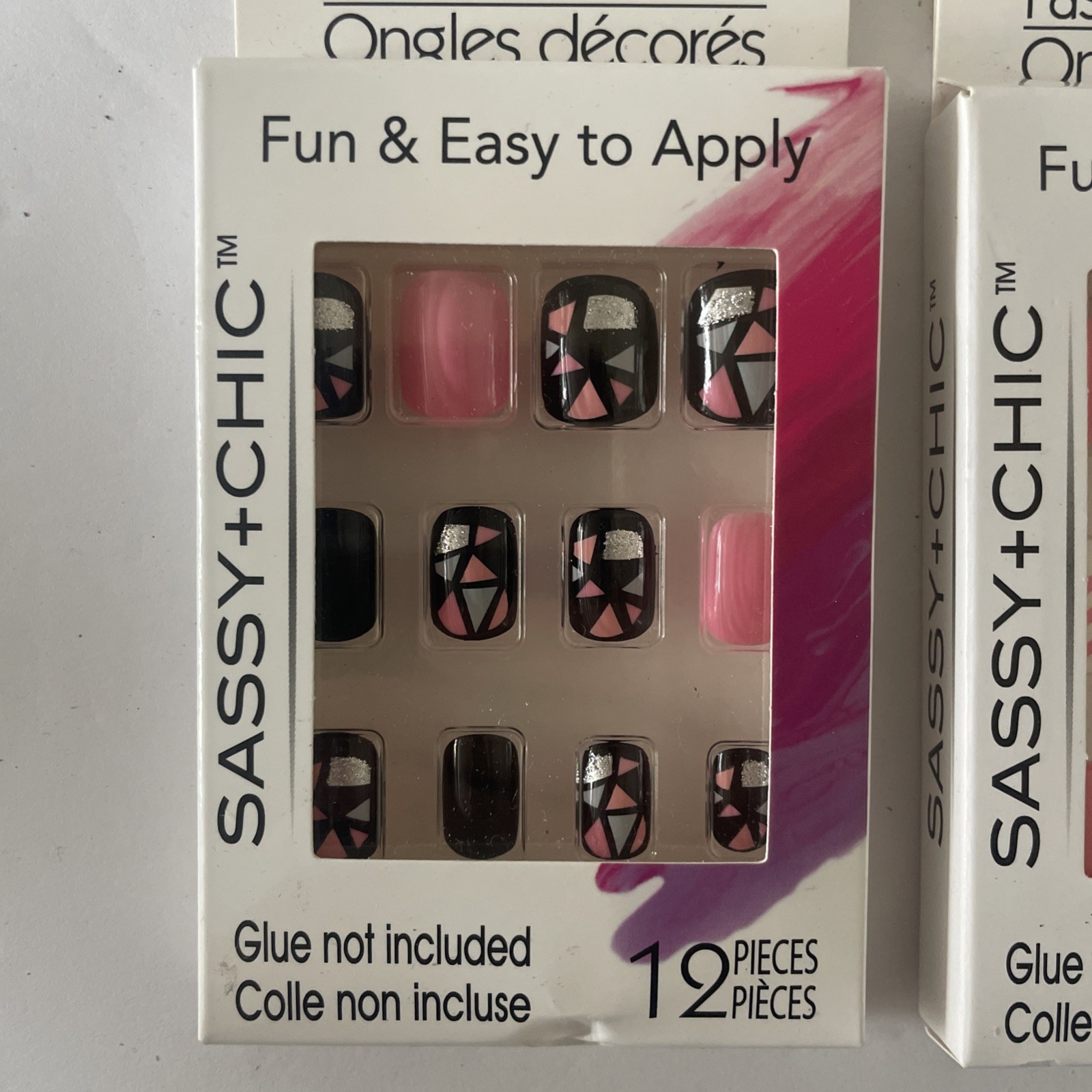 Lot of 4 Sets Fashion Nails Sassy + Chic Artificial Nails With Art Easy Apply