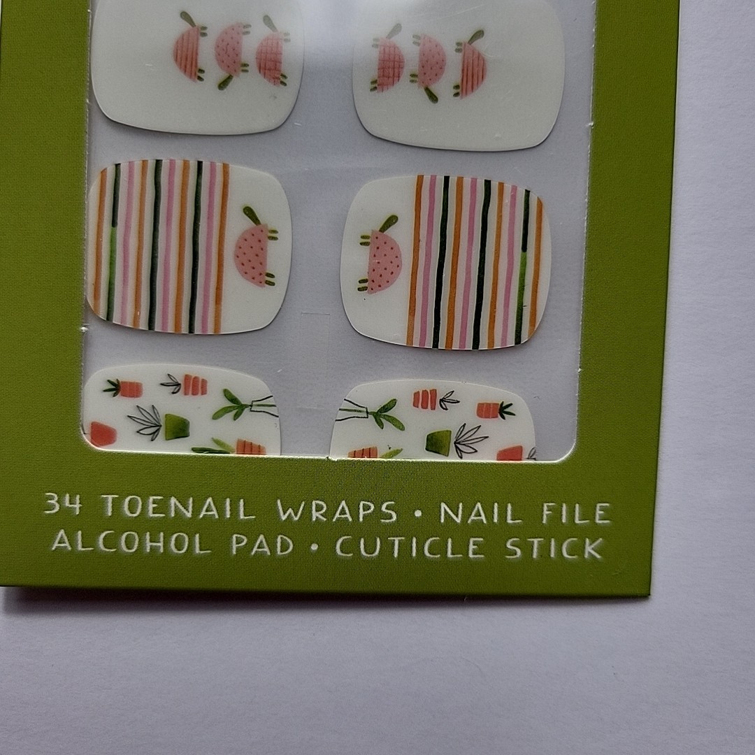 Studio Oh! Nail Wrap Kit 34 Toe Nail Wraps Nail File Alcohol Pad Cuticle Stick