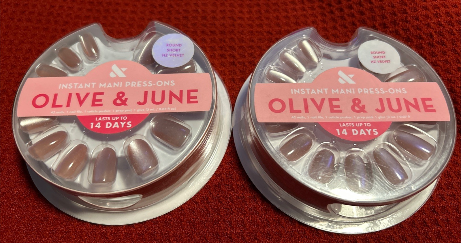 Olive & June Instant Mani Press Ons HZ Velvet Short Round New – 2 Sets!