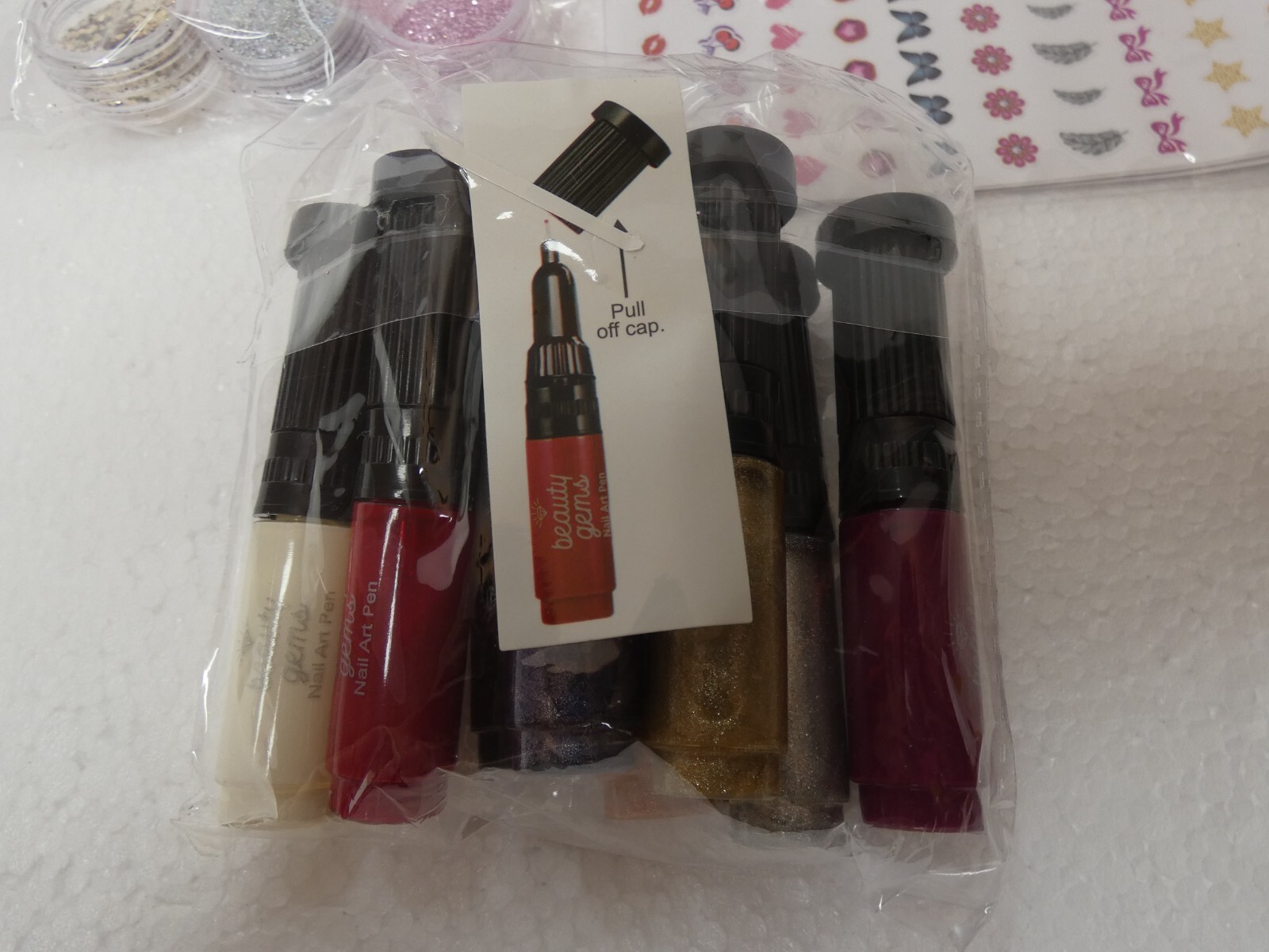 Beauty Gems New Nail Art Polish & Glitter Kit with Remover Wipes, Brushes