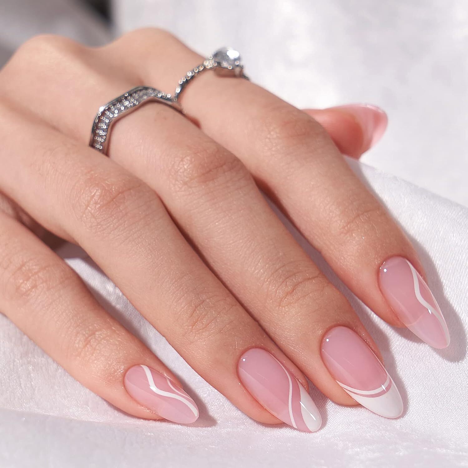 Short Almond White Press On Nails Soft Gel Reusable Glue on Nails 16 Sizes Kit
