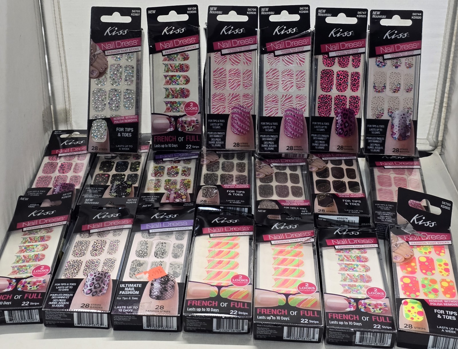 Lot Of 20 Random Assorted Kiss Nail Dress Stickers. Damage Pks