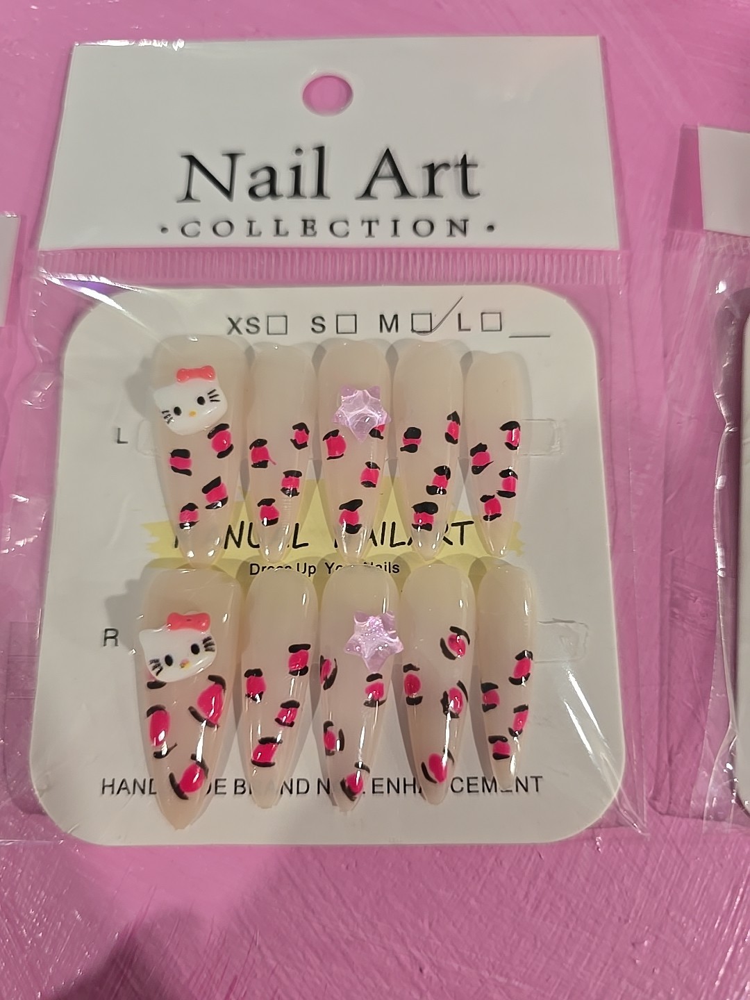 3 Sets Of Hello Kitty Size Medium Press On 3D Nails Set 1