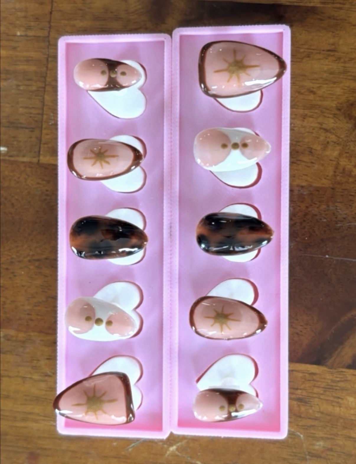 CUSTOM SIZE AND DESIGN press on nails, made to fit your nails!