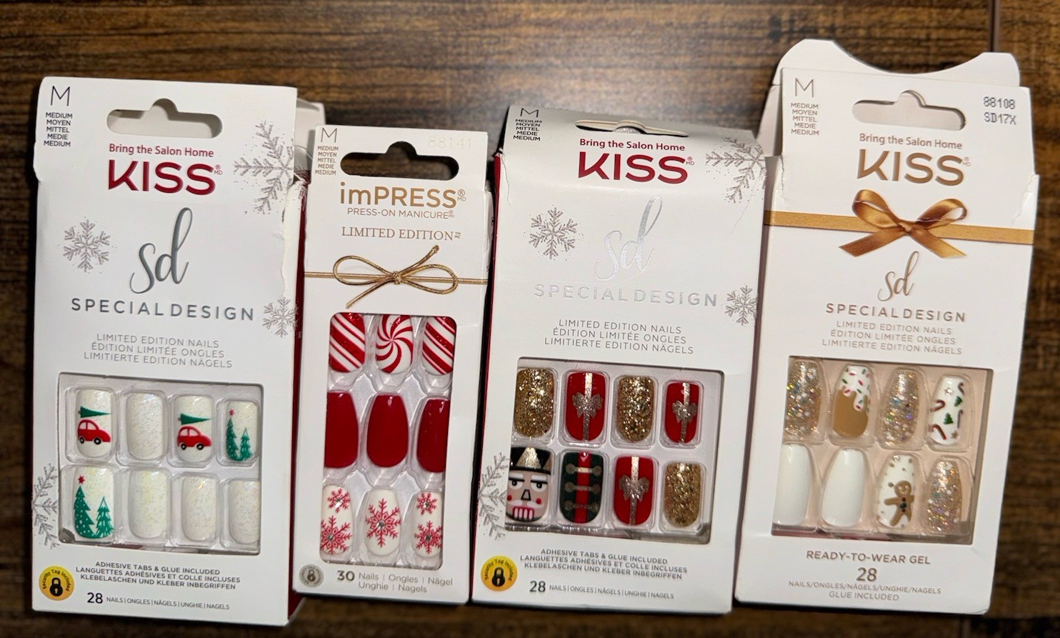 KISS Special Design Limited Edition Holiday Press On Nails Lot Of 4 Damaged Box