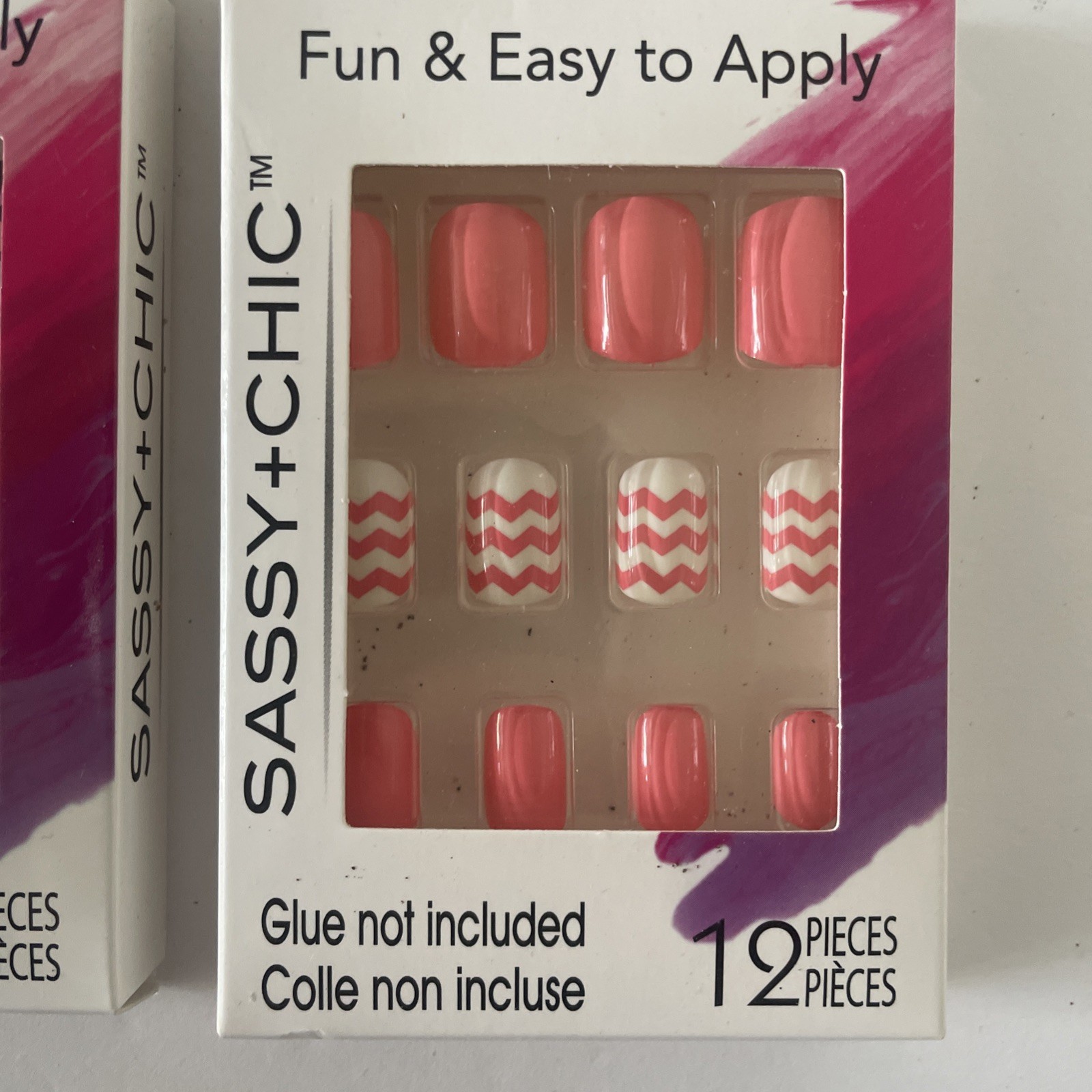 Lot of 4 Sets Fashion Nails Sassy + Chic Artificial Nails With Art Easy Apply