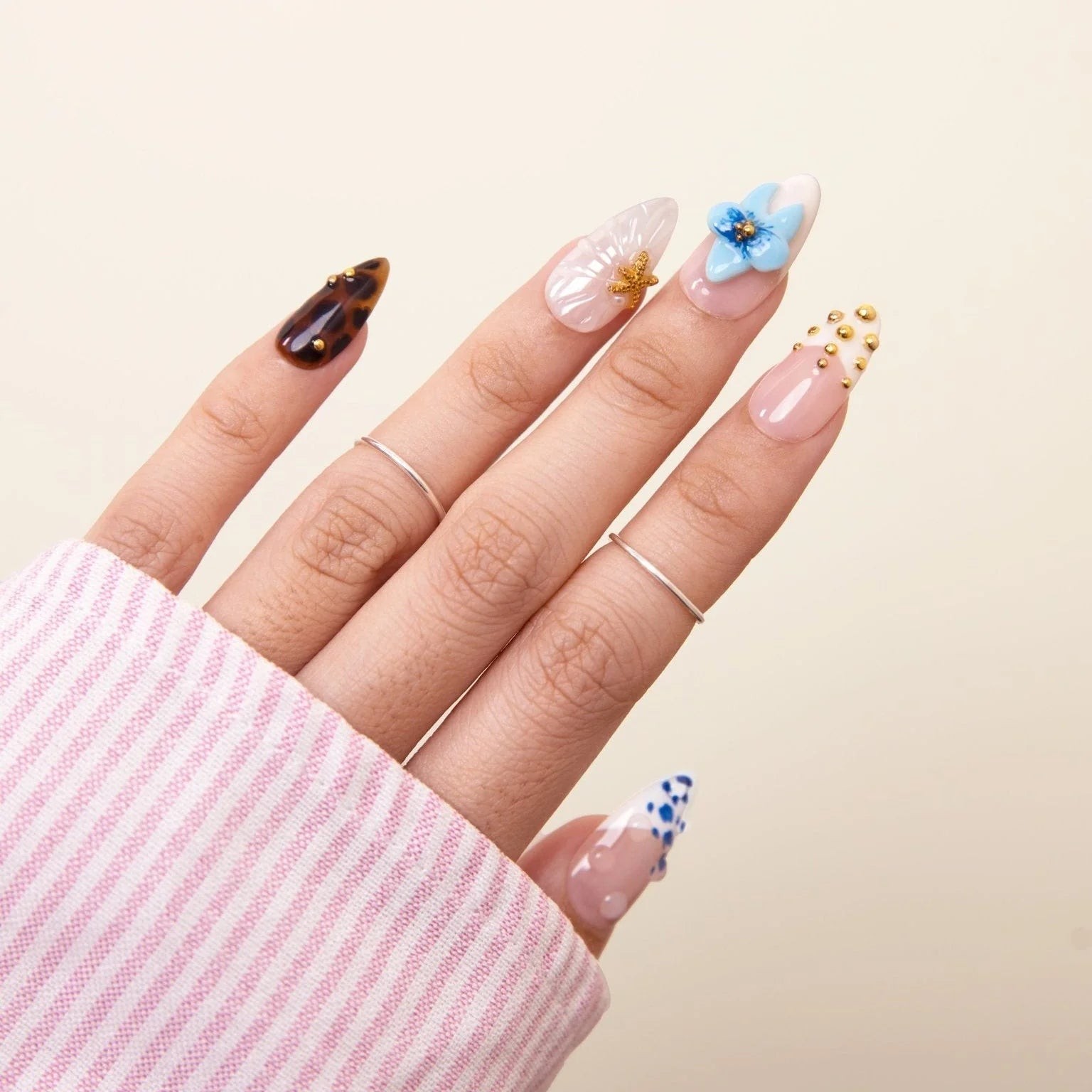 SIYOU NAILS | WILD PETALS | Press-on Nails – Full Set (10pc)