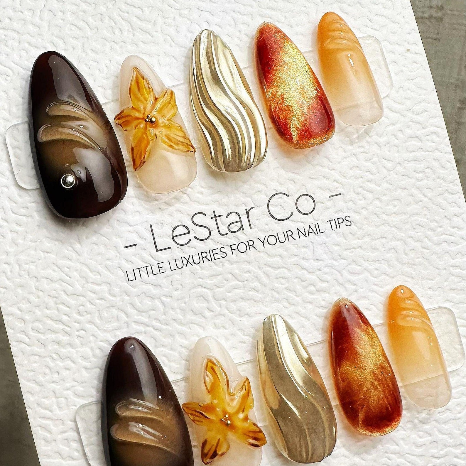 Handmade Amber Gradient 3D Flower Gold Wave Metal Medium Almond Press on Nails