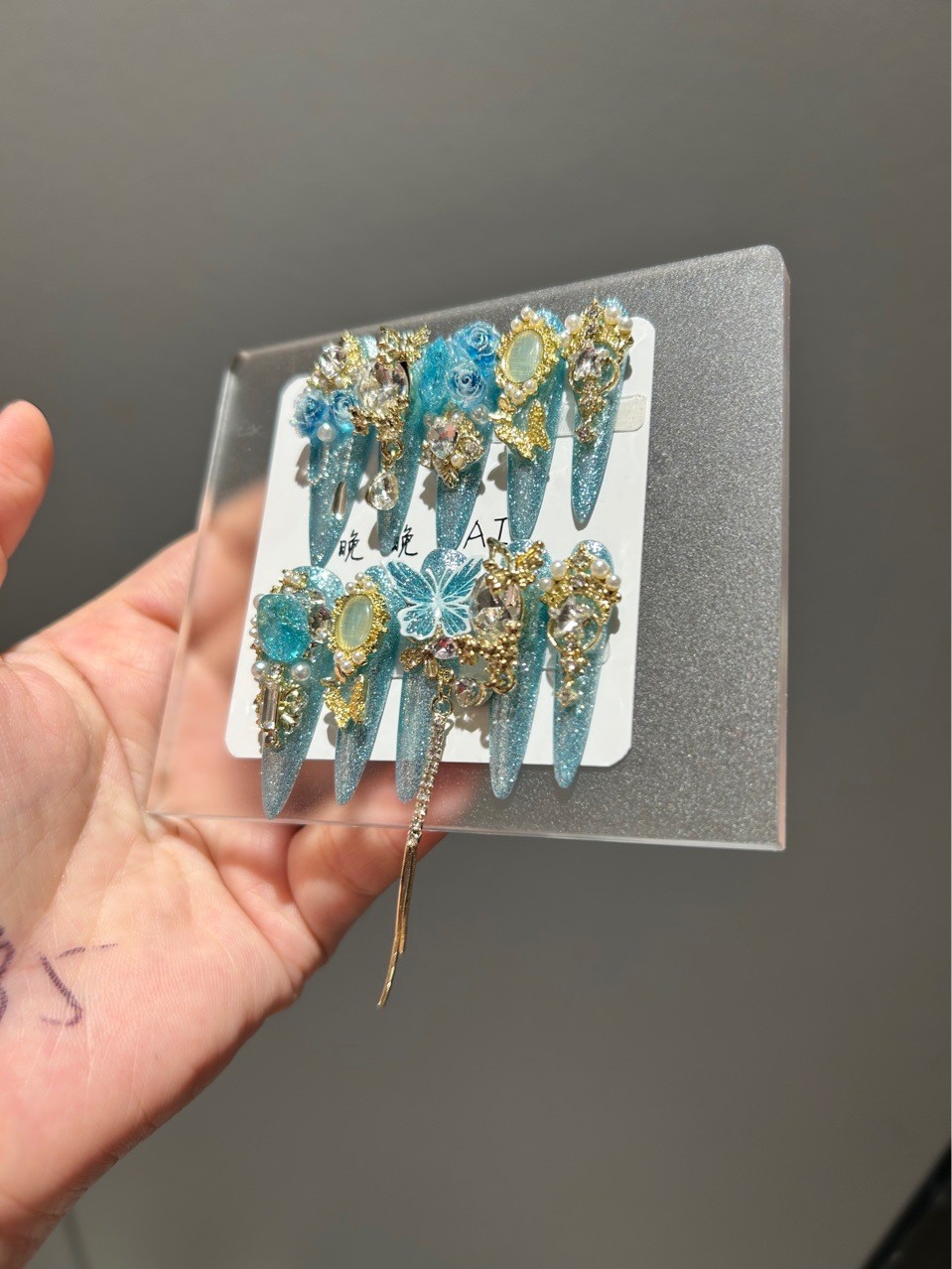 Blue Rose Luxury 3D Carved Cat Eye Press On Nails