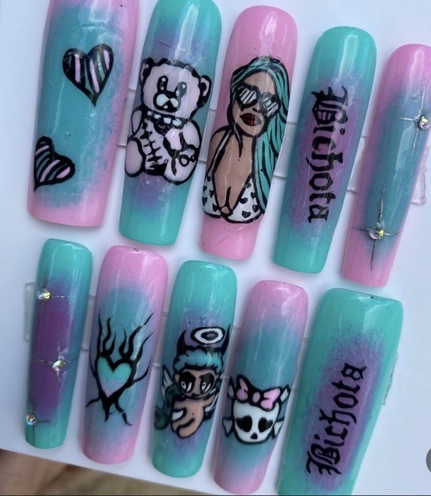 Karol G/MULTICOLOR XXL Square Press-On Nails Set (size M)