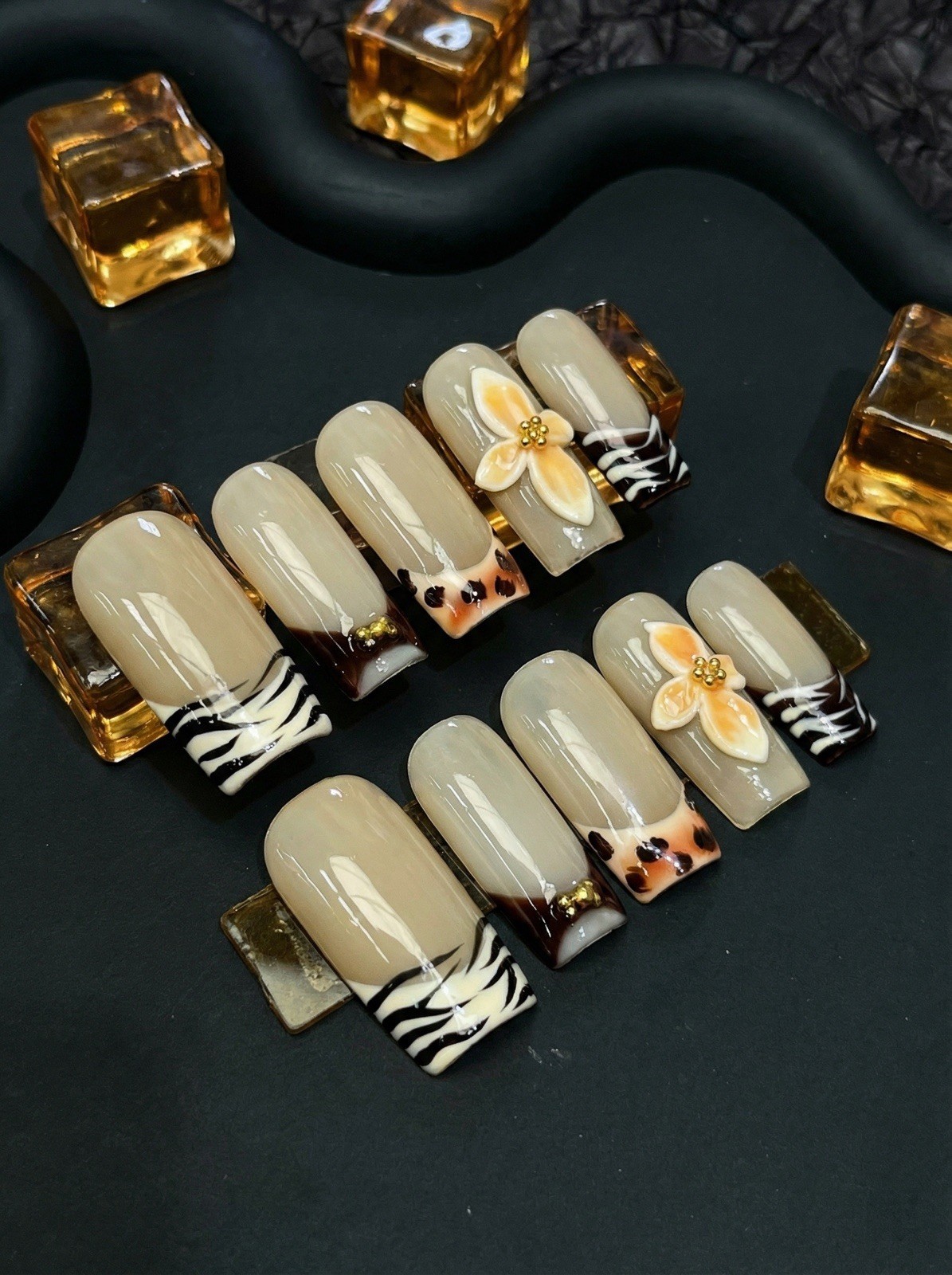Lume-H002, Nude Press On Nails with Frangipani Leopard & Zebra Stripes, Reusable