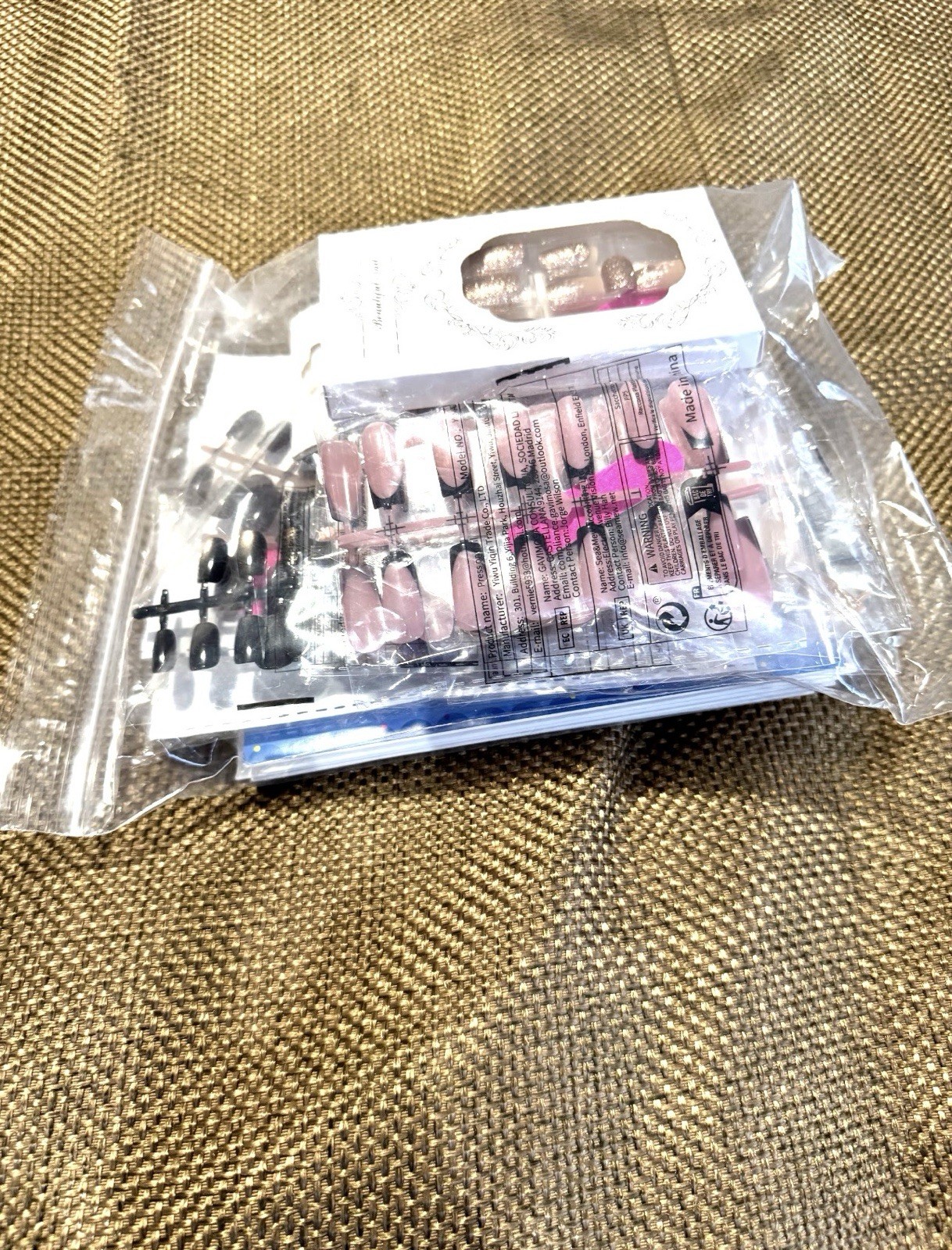 Bundle Of 18 Nails And Street Color