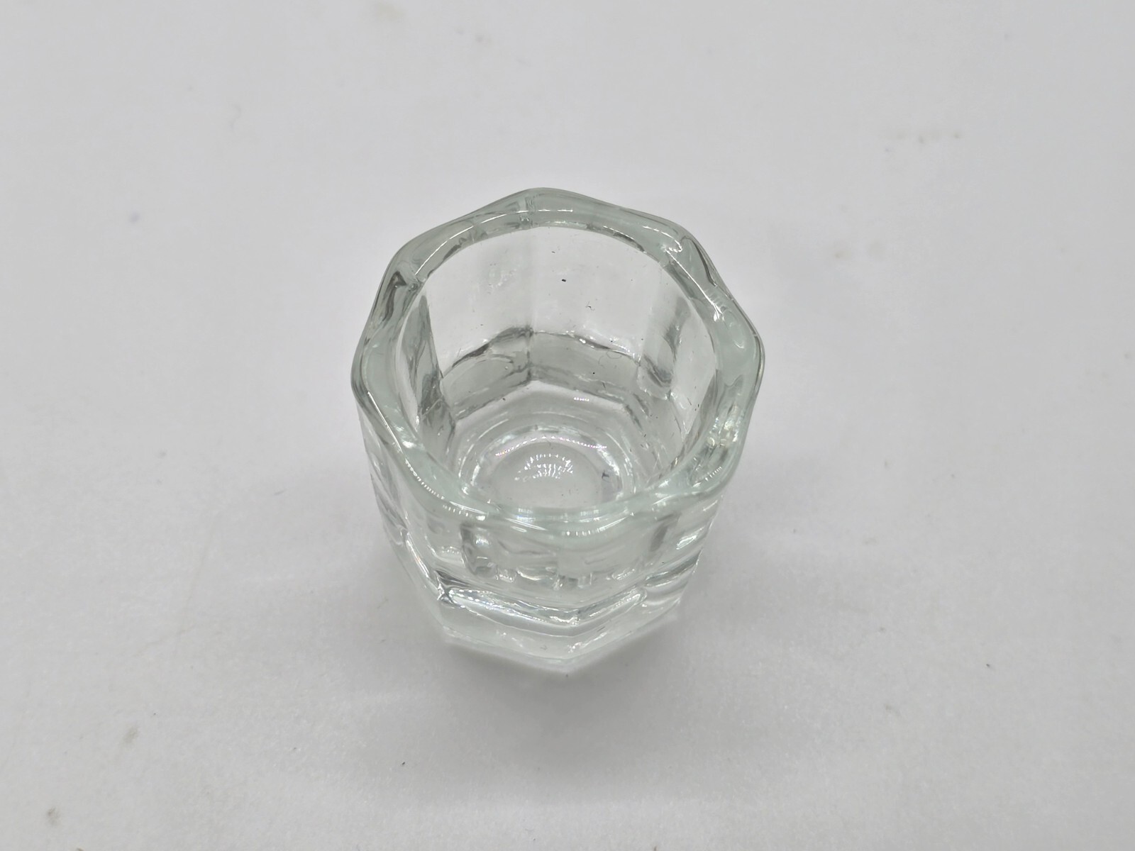Octagon Shape Clear Glass Dappen Dish for Dental, Tattoo or Nail Spa