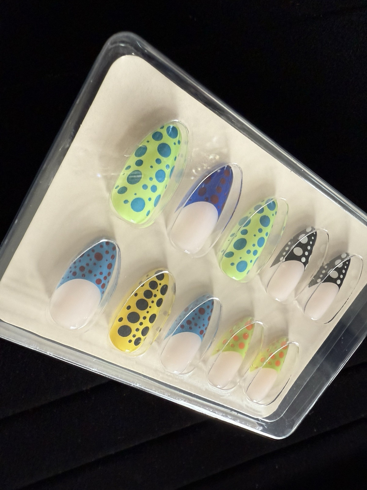Press On Nails, Sassy MyPrettyLittle Digits~Includes Free Gifts❣️